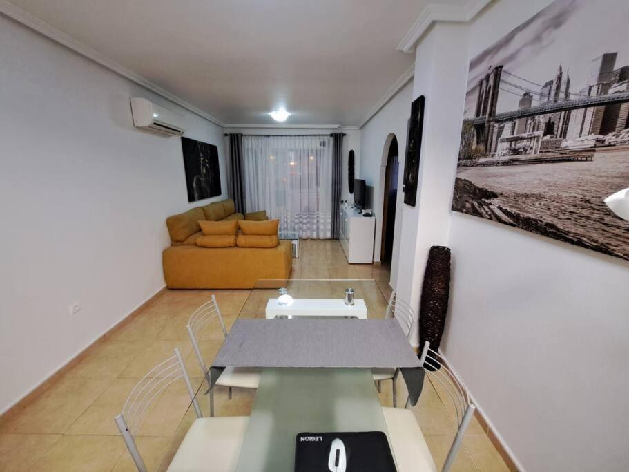 Apartament Julia De Lux Torrevieja Esterno foto
