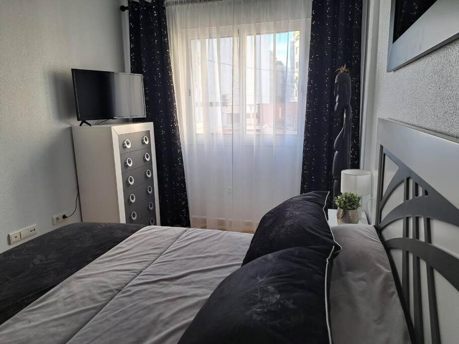 Apartament Julia De Lux Torrevieja Esterno foto