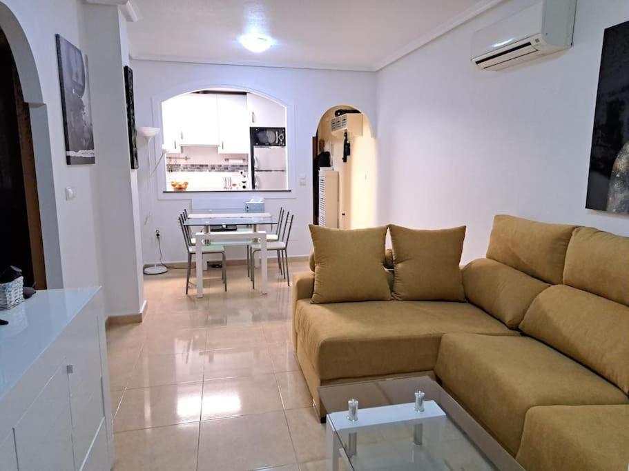 Apartament Julia De Lux Torrevieja Esterno foto